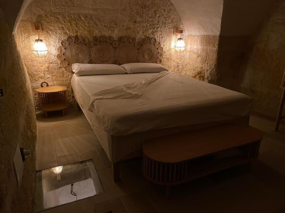 Casa Di Pietra * Crispiano